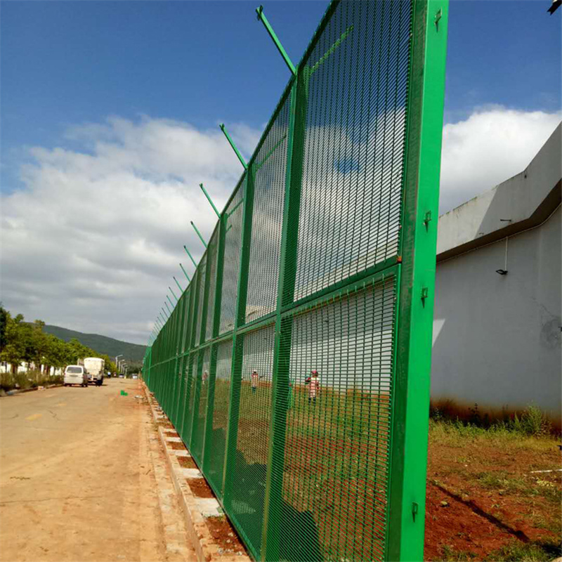 貴州監獄圍墻外側隔離網