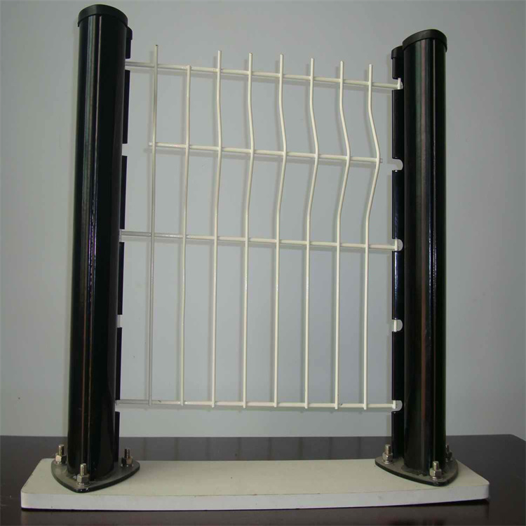 重慶三角折彎護欄網