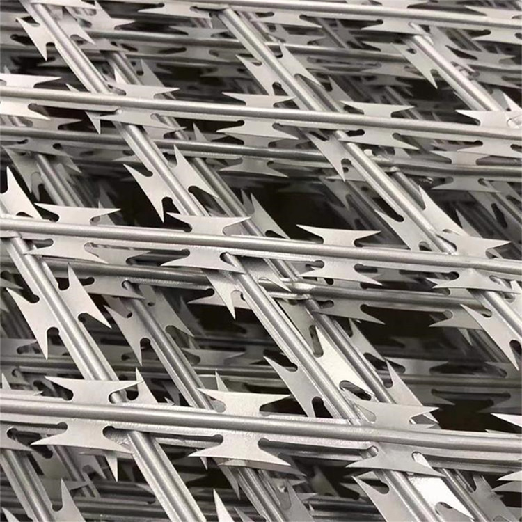 山東監獄焊接刀片刺網的生產過程